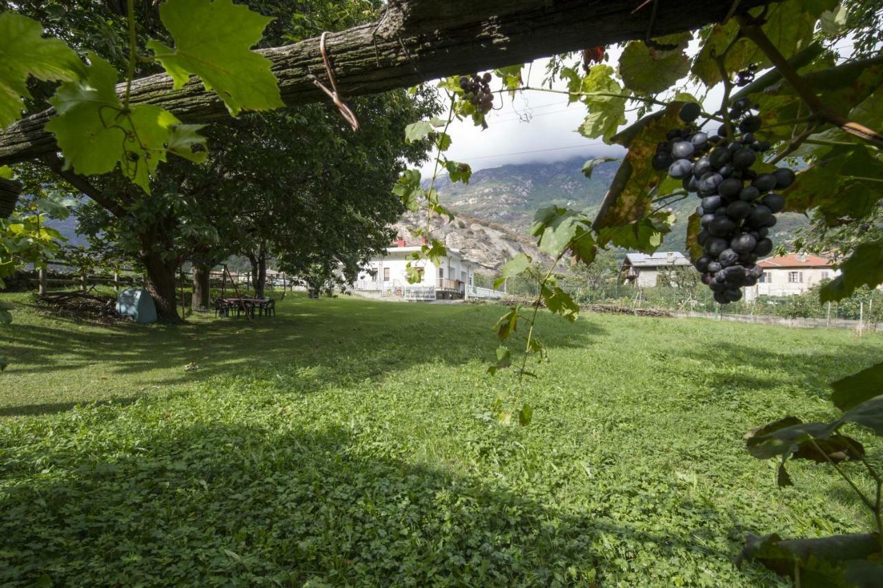 Mansarda Plein Soleil Βίλα Donnaz Εξωτερικό φωτογραφία